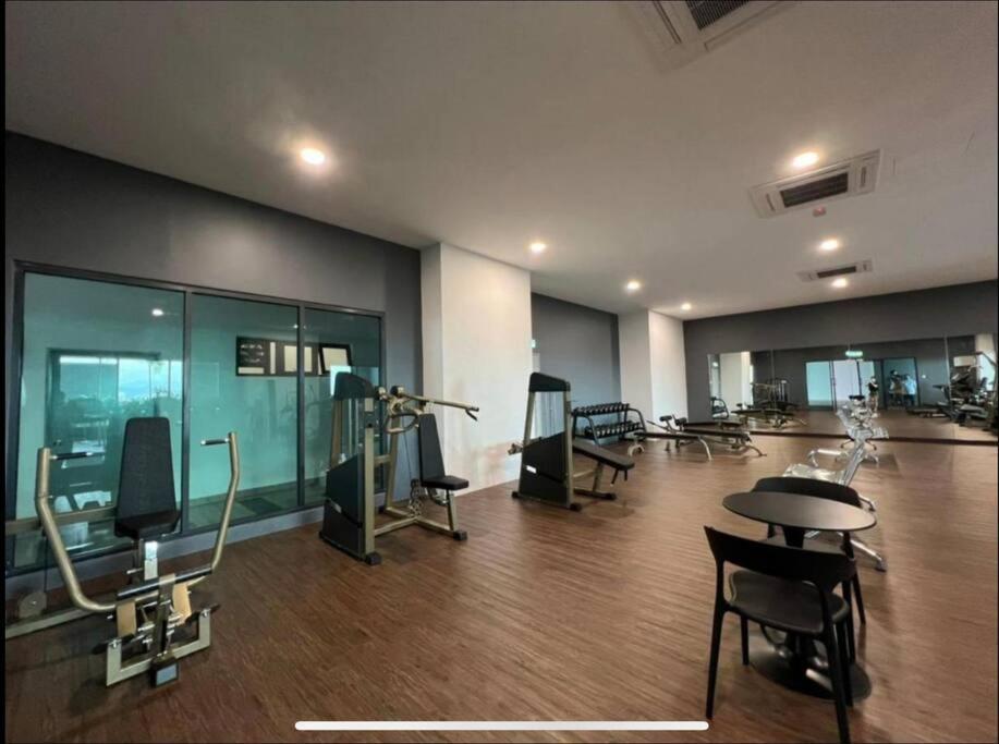 קאג'אנג Attractive 3 Bedroom Condo With Pool-D Raudhah Homestay מראה חיצוני תמונה
